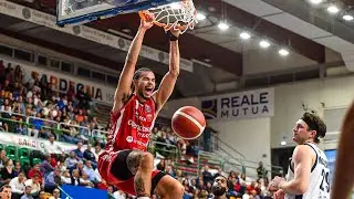 Banco di Sardegna Sassari-Pallacanestro Openjobmetis Varese. 1a giornata LBA 2025-2026