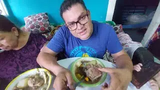 Que rico sopon de res en casita en familia #comidasalvadore&ntilde;a #humor #comedia 