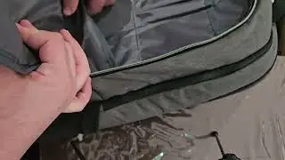 Lenovo B730 Backpack - fits 17.3 inch laptop Unboxing