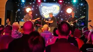 The Bellfuries Hemsbt 70