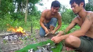 Primitive Technology  Frog baking in the forest is extremely delicious   Head Wilderness