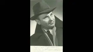Szabó Miklós: A Múzeumkert előtt