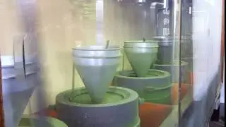 The grinding of matcha