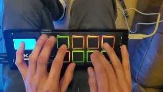 Akai MPX8 Sample Player - Old Tech is Better