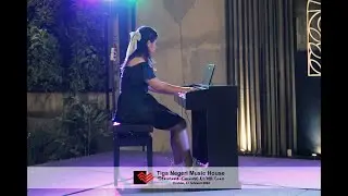 Valerie Alberta Loe - Perfect (Solo Piano)