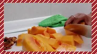 Sweet  Soup: Yellow  Fungus, Jujube Fruits/Red Dates, Ripe Papaya and Rock Sugar