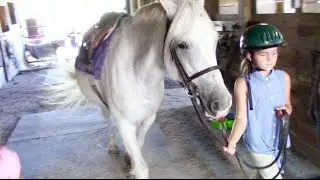 First Horseback Riding Lesson at a New Stable! | Crazy8Family