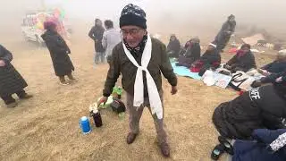 རྡོ་རྗེ་བོད་མི་བཟོ་གྲྭའི་ལས་མི་ཚོས་རྒྱལ་བའི་ལྷག་དཀར་རི་བསང་། ཅོག་དབང་འདུས་གླུ།