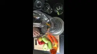 Green-Smoothie mit dem AEG GourmetPro Hochleistungsmixer SB9300 (FitForFunFriends)