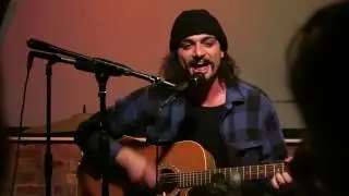 Matt Decaro- Hot One Weird One (Live)