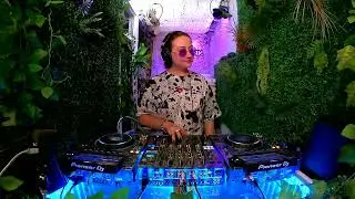 MELISSA MYLO &ndash; Minimal Dark Tech Session | Studio Set