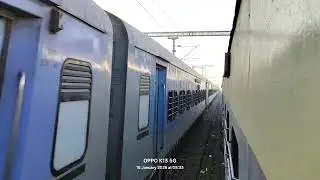 12935 Bdts surat Intercity exp Overtaking 69139 Borivali Valsad memu ll Indian Railway 