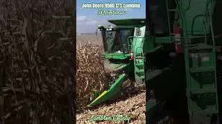 #johndeere #combine #tractor #shorts #youtuber #canada #farming #farmer #farmvideos #usa #germany