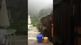 Ufo in Italia. Avvistamento e filmato ufo in Italia.  Nel video successivo il filmato rallentato.