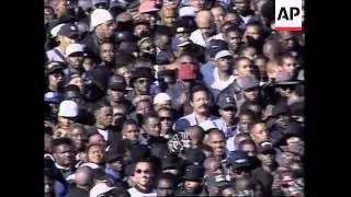USA : WASHINGTON: THOUSANDS OF BLACK MEN JOIN MILLION MAN MARCH