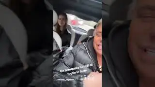 Davide Lacerenza e Arighello in gaina vanno nel priv&egrave; ad aprire un'altra bottiglia 🍾