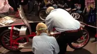 Burt Munro's Indian Runs!