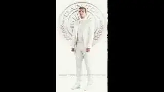 The Hunger Games: Mockingjay - Part 1 - Peeta Mellark Capitol Couture Living Portrait Fida Coeur