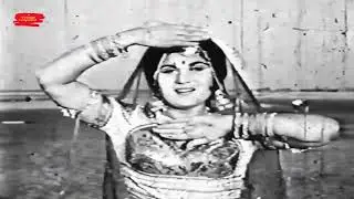 BALAM MOHAY BOLAY GHOONGHAT PAT KHOL - NASEEM BEGUM - FILM SHEHANSHAH JAHANGEER