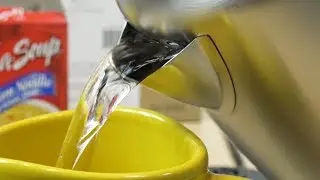 amazonbasics Stainless Steel Electric Kettle Demo
