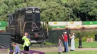 Short and sweet video of the worlds famous Horseshoe curve