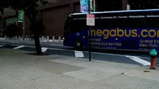 Mega Bus MCI D4505