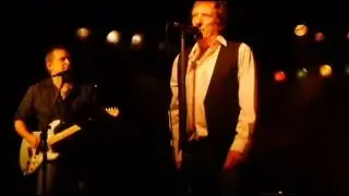 Wayne Nicholson & The EastEnders - So This is Christmas