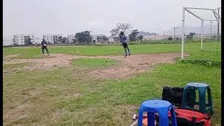 Heading drill for defenders. Videoed avec  quadruped phone stand #fyp #footballdrill #leftback