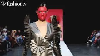 Viktor & Rolf Runway ELLE Fashion Days @ St. Petersburg - White Nights | FashionTV - FTV.com