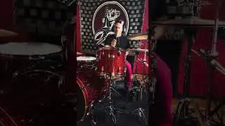 Freestyle jam with Ludwig Supraphonic 65 snare drum and Pearl Masters Complete.