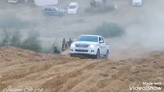 land Rover freelander 1 vs Toyota Hilux