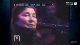 Archivo histórico - Mercedes Sosa y León Gieco en 1988