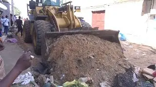 Op&eacute;ration de d&eacute;guisement au march&eacute; central de Thi&egrave;s