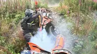 A perfect Midwest enduro day with a big group of riders at Mick Extance   08 25