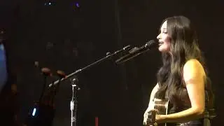 Kacey Musgraves - Follow Your Arrow (Acoustic) - Las Vegas, NV 9.28.24