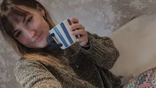 a cosy ASMR Hangout with this lass 🫶🏻