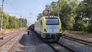 TCDD E 68070 Karma yük treni & Sinyal bekleyen TCDD E 43003 Karma yük treni