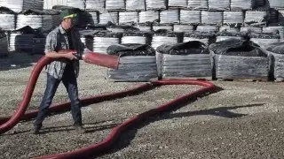 Fibramulch presents FINN 12 Series & 5 Series Bark Blower with Stone video