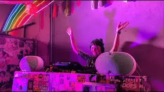 DIRTY TOILET III - PILAR JORDAN - House Music Mix - Clasic House Hybrid Vocal Set