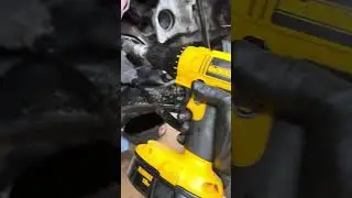 2015 Nissan Roque awd 2.5. L front passanger side cv axle shaft replacement 