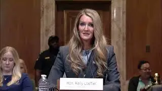 Fischer Discusses Her Paid Family and Medical Leave Tax Credit with Small Business Administrator
