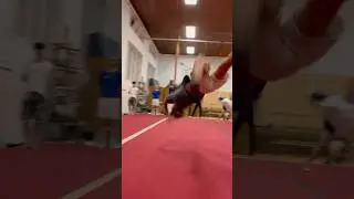OMG 😱🤭😍#afinafe #movement #training #tricking #mom #berlin