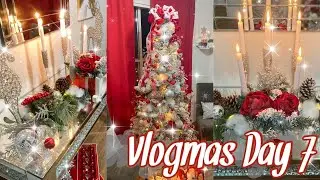 Vlogmas Day 7 ✨Red Cardinal Christmas / Queen Lounge Extravaganza Christmas / Queen Val Livin