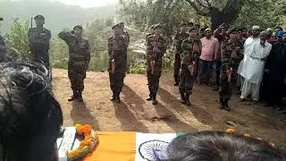 Army Gun Salute to Aurangzeb at his village Salani Mendhar.