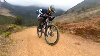 Vikingx Tuff 25 DownHill,  Cansado porque sub&iacute; y a m&iacute; solo me gusta bajar.  :'v