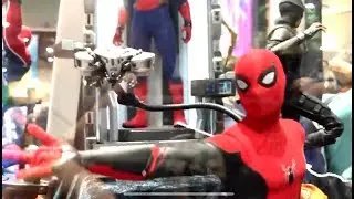 SDCC 2019 Hot Toys Spider-Man 1:6 Scale Collectible Figures at Sideshow Booth