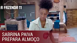 Sabrina Paiva prepara almo&ccedil;o para os pe&otilde;es | A Fazenda