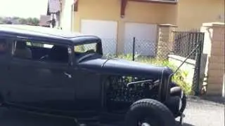 Ford 1932 tudor sedan, v8 flathead 268ci