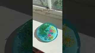 Adding dried flowers into crystal blue clear slime 🌸🌿💛🪷 #slimevideos #oddly #crystalslime