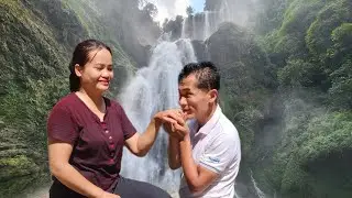 Engineer's Sweet Proposal to Single Mother at the Foot of a Beautiful Waterfall